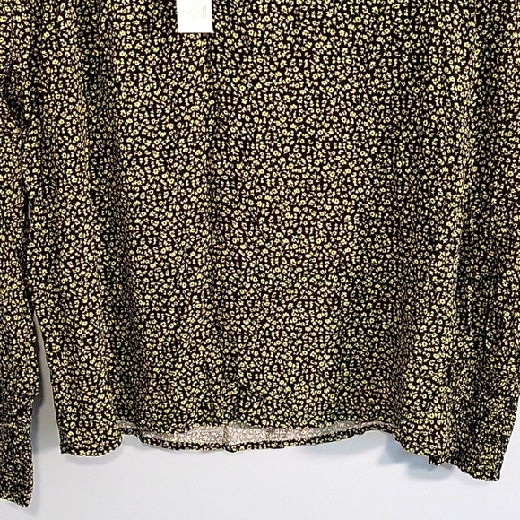 BB Dakota Steve Madden Top Blouse XS Floral Smocked Sleeve Tie Neckline NWT - Picture 3 of 6